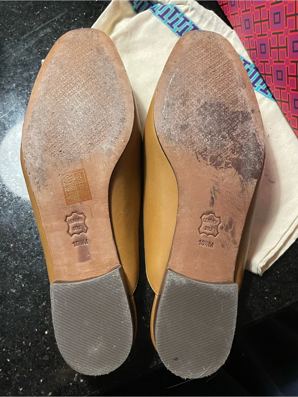 Tory Burch Tan Leather Slip-On Mules with Gold Chain - Picture 10 of 10